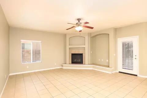 4127 Avenue J6 W, Lancaster, CA 93536 photo 11