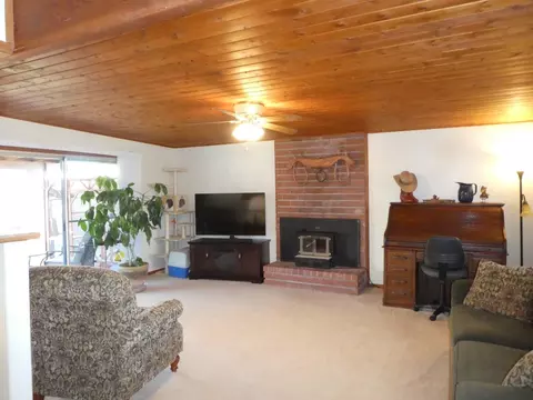3353 Ave L6 W, Lancaster, CA 93536 photo 2