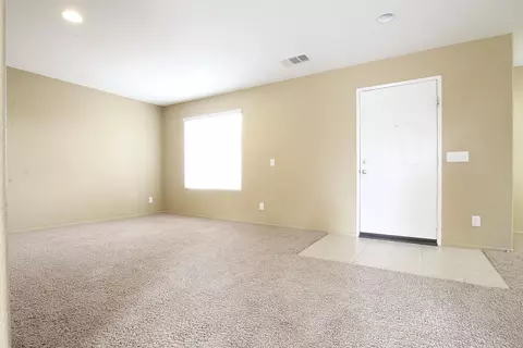 38320 Ranger Dr, Palmdale, CA 93552 photo 2