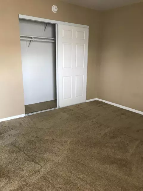 38204 E 17th St, Palmdale, CA 93550 photo 5