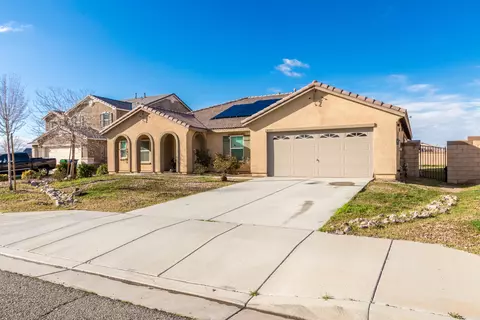 2525 Avenue K3 E, Lancaster, CA 93535 photo 2