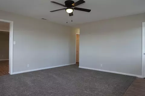 38464 12th St E, Palmdale, CA 93550 photo 35