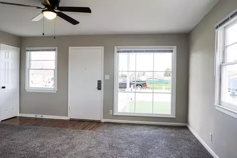 38464 12th St E, Palmdale, CA 93550 photo 36