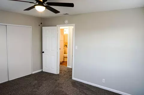 38464 12th St E, Palmdale, CA 93550 photo 10