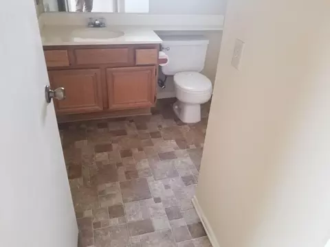45830 Suffolk Dr, Lancaster, CA 93534 photo 11