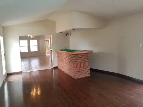 45830 Suffolk Dr, Lancaster, CA 93534 photo 9