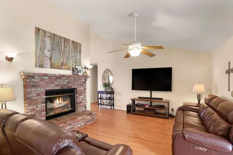 34508 Goldridge Ave, Acton, CA 93510 photo 14