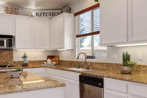 44045 Quarter St, Lancaster, CA 93536 photo 20