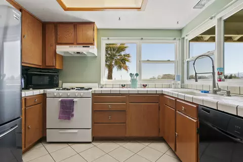 38100 13th St, Palmdale, CA 93550 photo 7