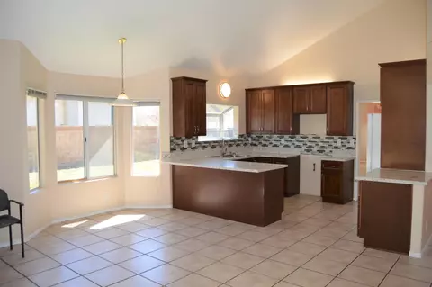 1519 Thomas Dr, Lancaster, CA 93535 photo 10