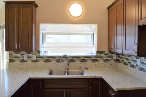 1519 Thomas Dr, Lancaster, CA 93535 photo 13