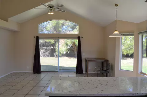 1519 Thomas Dr, Lancaster, CA 93535 photo 15
