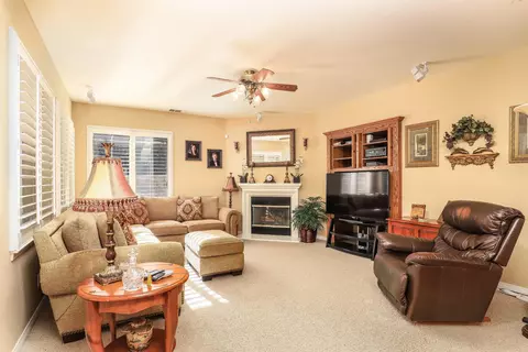 7350 Ridge View Dr, Lancaster, CA 93536 photo 10
