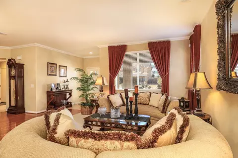 7350 Ridge View Dr, Lancaster, CA 93536 photo 7