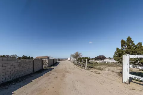 35851 53rd St E, Palmdale, CA 93552 photo 55