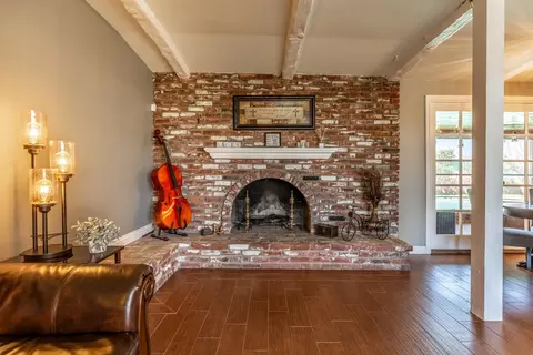 43821 2nd St E, Lancaster, CA 93535 photo 5