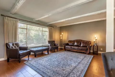 43821 2nd St E, Lancaster, CA 93535 photo 4