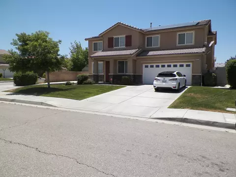 37777 42nd St E, Palmdale, CA 93552 photo 2
