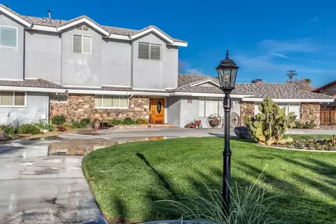 43721 Fenner Ave, Lancaster, CA 93536 photo 2