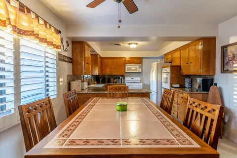 43721 Fenner Ave, Lancaster, CA 93536 photo 9