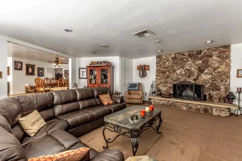 43721 Fenner Ave, Lancaster, CA 93536 photo 60