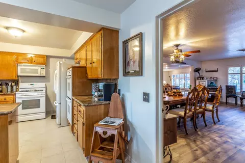 43721 Fenner Ave, Lancaster, CA 93536 photo 6