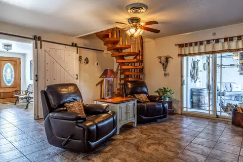 43721 Fenner Ave, Lancaster, CA 93536 photo 51