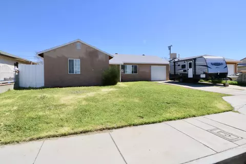 38708 32nd St E, Palmdale, CA 93550 photo 4