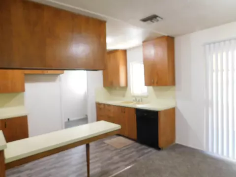 1050 Avenue J7 W, Lancaster, CA 93534 photo 8