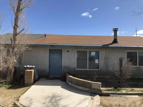 9140 Elberta St, Mojave, CA 93501 photo 1