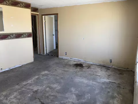 9140 Elberta St, Mojave, CA 93501 photo 7