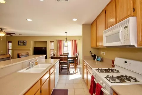1748 Thomas Dr, Lancaster, CA 93535 photo 25