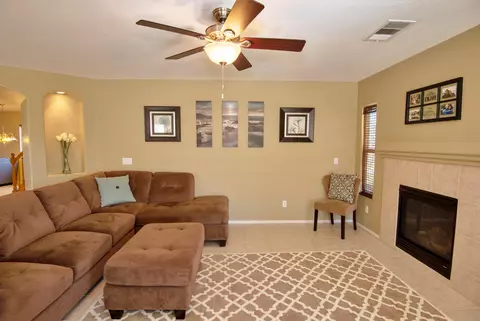 1748 Thomas Dr, Lancaster, CA 93535 photo 18