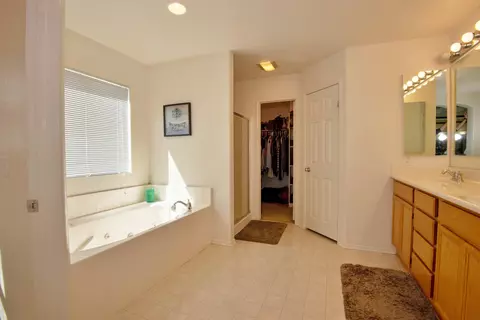 1748 Thomas Dr, Lancaster, CA 93535 photo 32