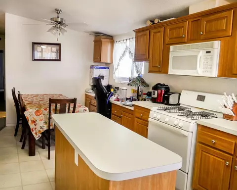 45465 25th Street East E #76, Lancaster, CA 93535 photo 6