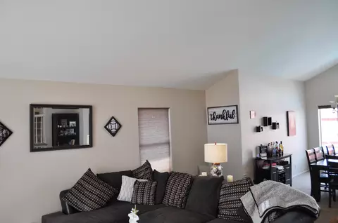 5229 Moonraker Rd, Palmdale, CA 93552 photo 2