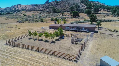 24527 Banducci Rd, Tehachapi, CA 93561 photo 27