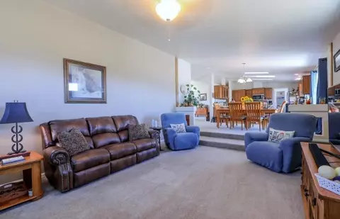 24527 Banducci Rd, Tehachapi, CA 93561 photo 8