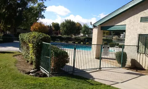 44514 15th St UNIT 8, Lancaster, CA 93535 photo 3