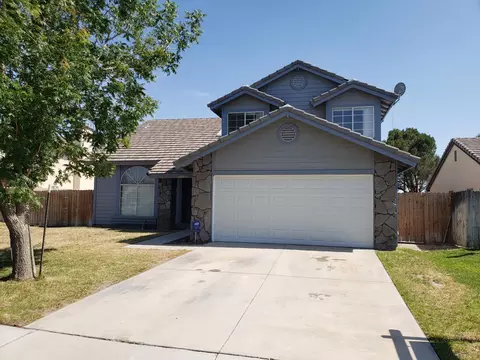 2346 Lightcap St, Lancaster, CA 93535 photo 2