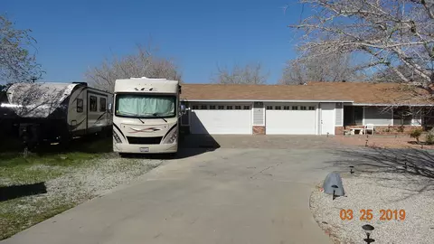 36243 40th St E, Palmdale, CA 93552 photo 3
