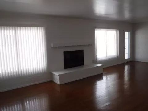 44535 Anvers Ave, Lancaster, CA 93534 photo 4