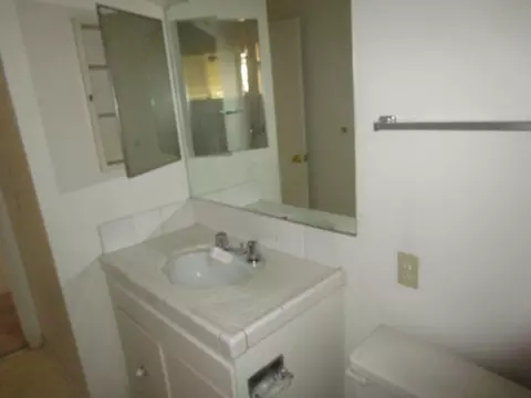 44415 8th St E, Lancaster, CA 93535 photo 17