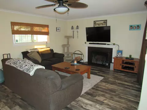 43614 Fig Ave, Lancaster, CA 93534 photo 6