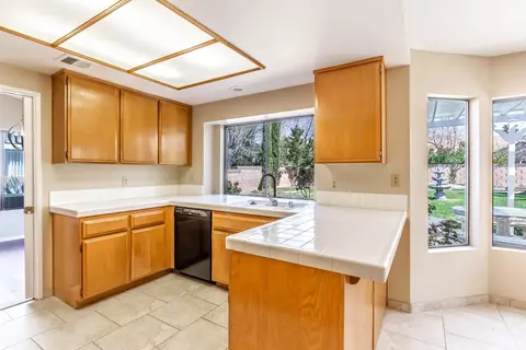 44240 Galion Ave, Lancaster, CA 93536 photo 7