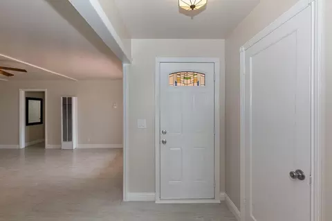 2095 Inyo St, Mojave, CA 93501 photo 9