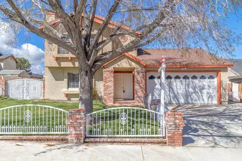 37317 Fullmoon St, Palmdale, CA 93550 photo 1