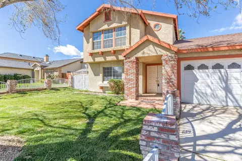 37317 Fullmoon St, Palmdale, CA 93550 photo 8