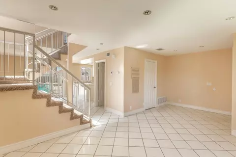 37317 Fullmoon St, Palmdale, CA 93550 photo 5