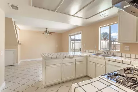 37317 Fullmoon St, Palmdale, CA 93550 photo 15